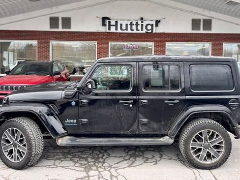 Used 2024 Jeep Wrangler High Altitude image 2