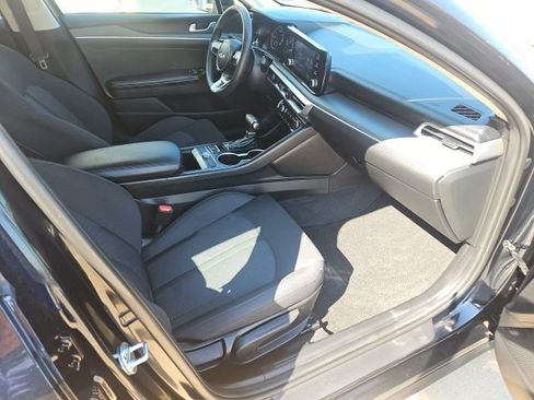 Used 2023 Kia K5 LXS image 24