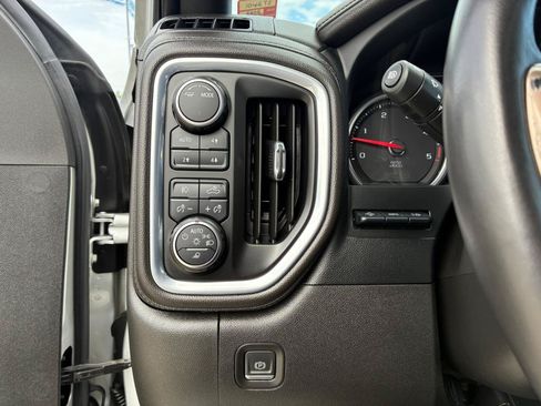 Used 2022 Chevrolet Silverado 2500 High Country w/ Z71 Off-Road Package AWD/4WD image 25