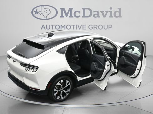 Used 2023 Ford Mustang Mach-E Premium AWD/4WD image 46
