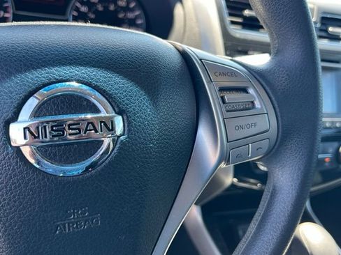 Used 2014 Nissan Altima 2.5 S w/ Display Audio Package FWD image 18