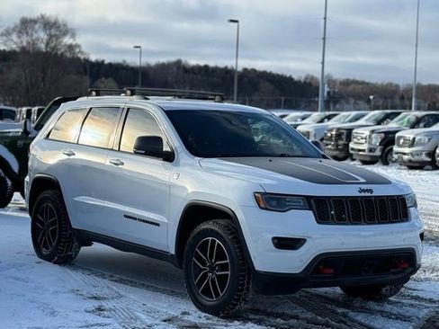 Used 2019 Jeep Grand Cherokee Trailhawk w/ Trailhawk Luxury Group image 36
