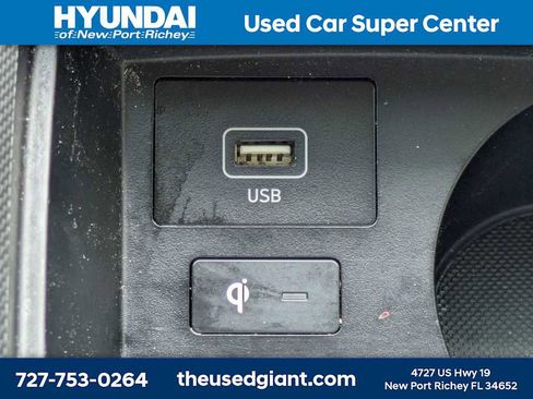 Certified 2023 Hyundai Santa Fe Limited image 33