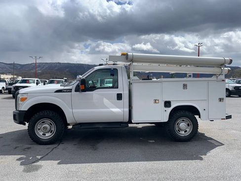Used 2012 Ford F350 XL w/ PWR Equipment Group AWD/4WD image 5
