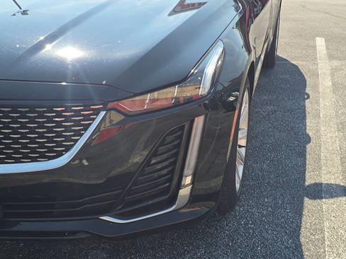 Used 2021 Cadillac CT5 Luxury w/ Cold Weather Package RWD image 7