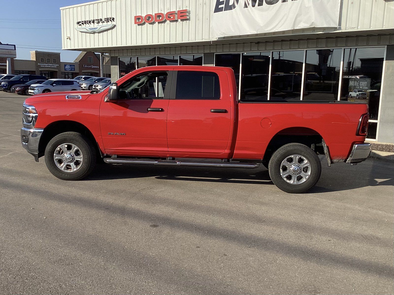 Used 2026 RAM 2500 Big Horn AWD/4WD image 6