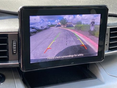 Used 2021 Ford Explorer XLT w/ Equipment Group 202A RWD image 20