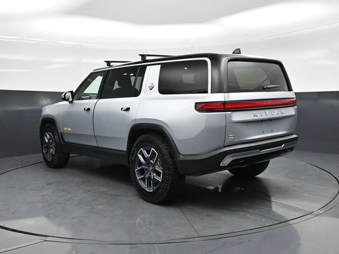 Used 2023 Rivian R1S Adventure Quad AWD/4WD image 7
