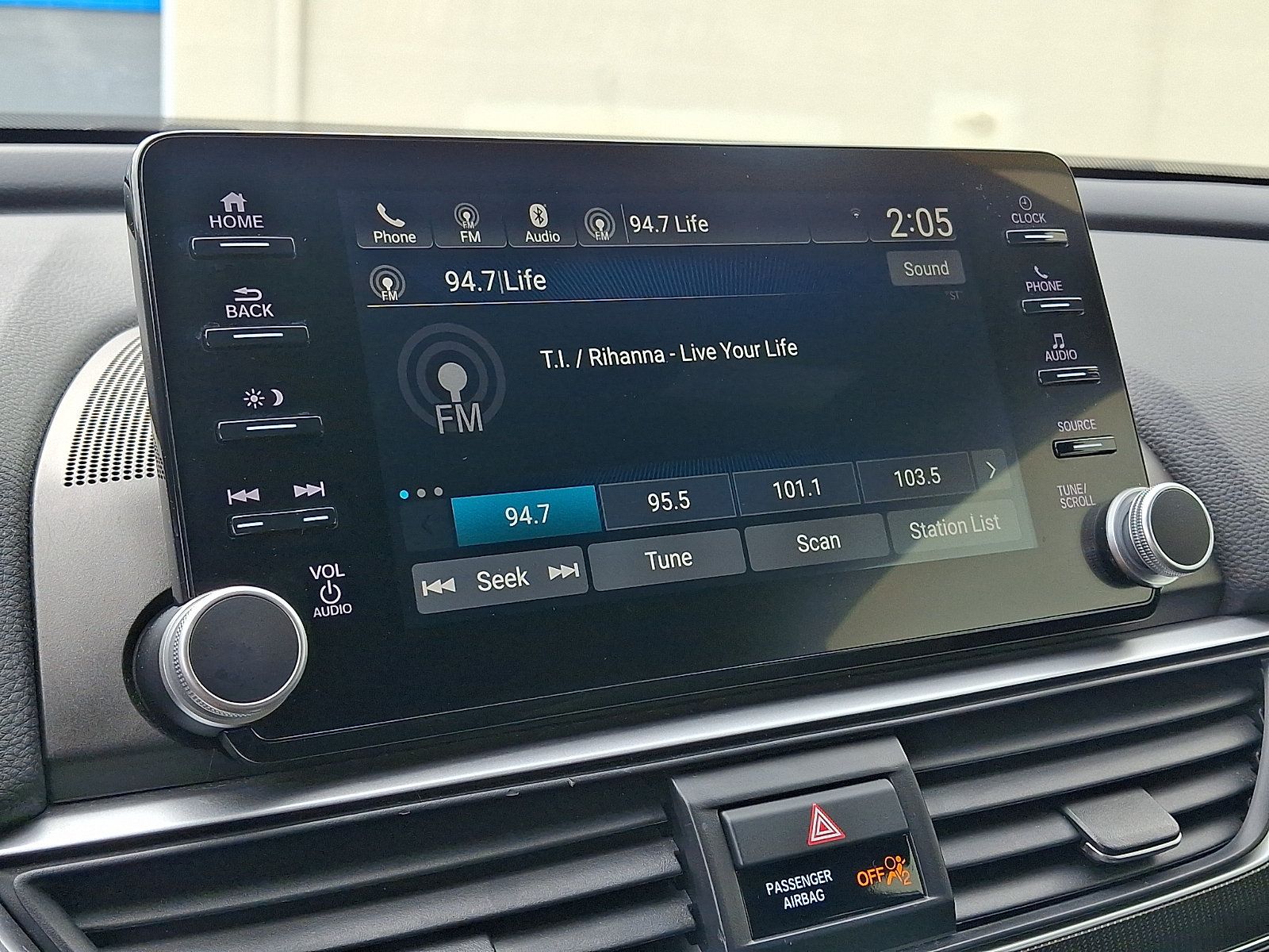 Used 2018 Honda Accord Sport image 15