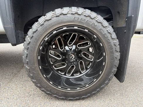 Used 2020 GMC Sierra 3500 SLT w/ SLT Convenience Package AWD/4WD image 10