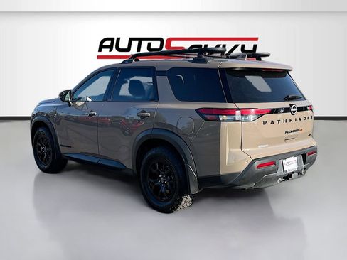 Used 2025 Nissan Pathfinder Rock Creek image 5