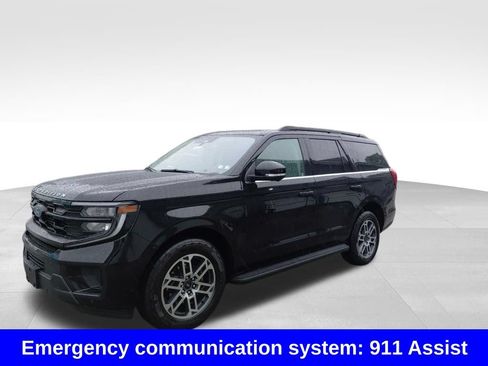 Used 2025 Ford Expedition Active AWD/4WD image 17
