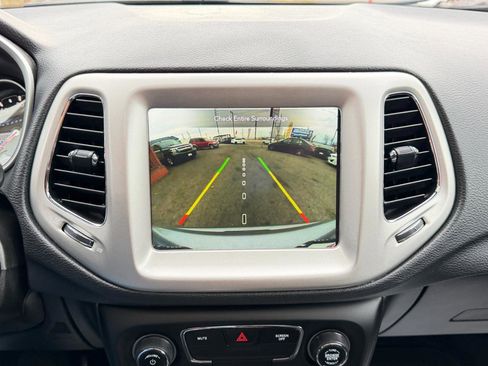 Used 2020 Jeep Compass High Altitude image 23