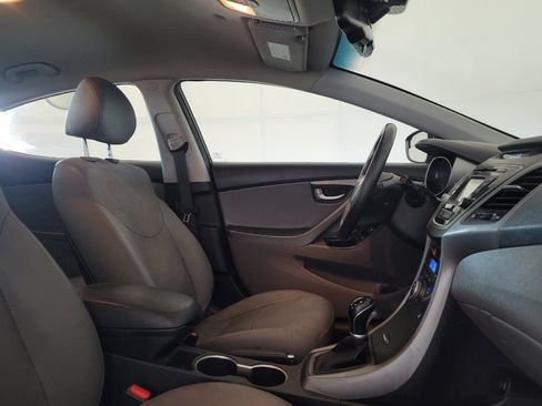 Used 2016 Hyundai Elantra Limited FWD image 21