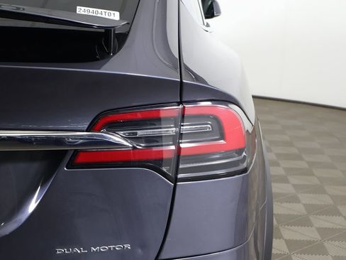Used 2020 Tesla Model X Long Range AWD/4WD image 15