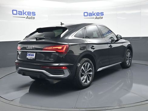 Used 2022 Audi Q5 2.0T Premium w/ Convenience Package AWD/4WD image 8