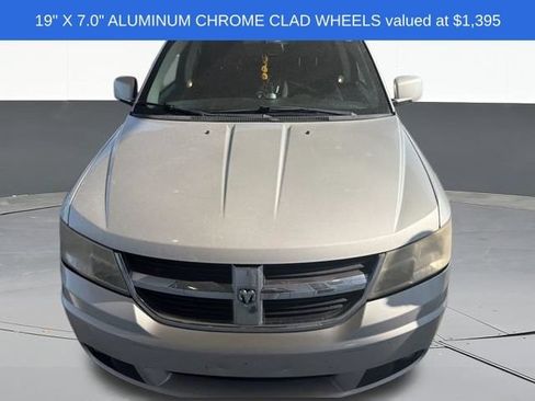 Used 2010 Dodge Journey SXT w/ Flexible Seating Group FWD image 2