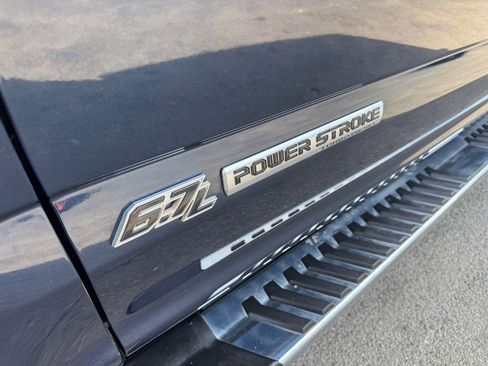 Used 2020 Ford F250 Lariat w/ Lariat Value Package image 11