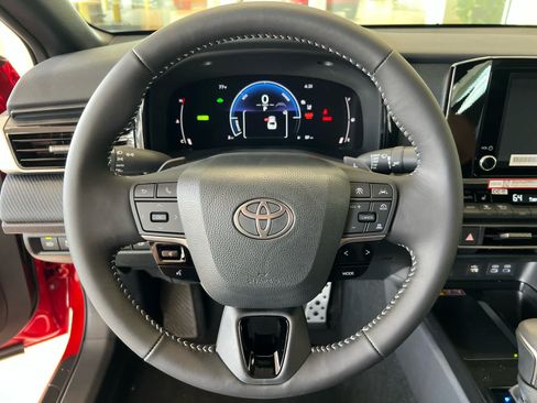New 2026 Toyota Camry SE w/ Convenience Package FWD image 15