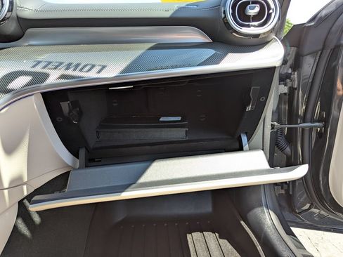 Used 2026 Mercedes-Benz CLE 450 4MATIC Cabriolet image 38