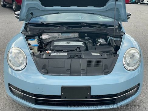 Used 2013 Volkswagen Beetle Turbo 60's Edition image 28