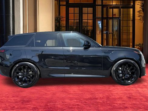 New 2026 Land Rover Range Rover Sport Dynamic SE AWD/4WD image 7
