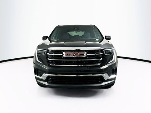 Used 2025 GMC Acadia Elevation image 2