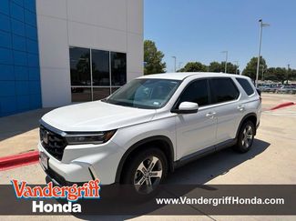 Used 2023 Honda Pilot EX-L video 1