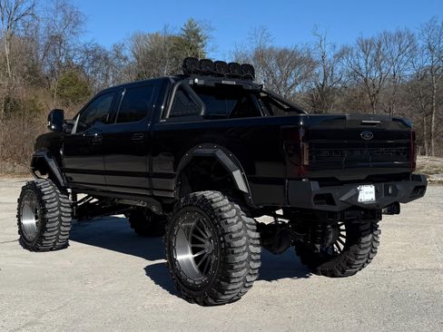 Used 2021 Ford F250 Lariat image 4