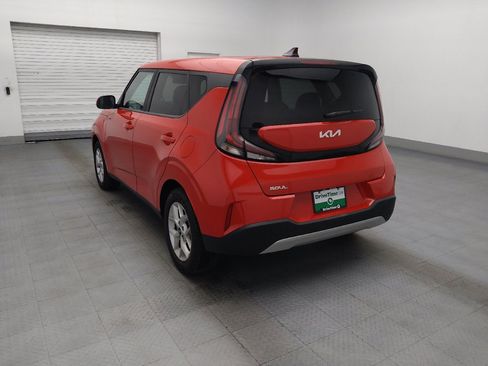 Used 2023 Kia Soul LX w/ Option Group 015 FWD image 5