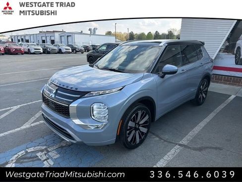 New 2026 Mitsubishi Outlander SEL FWD image 3