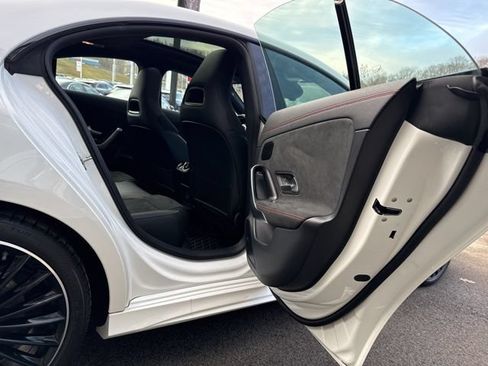 Used 2025 Mercedes-Benz CLA 250 4MATIC image 21