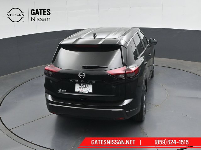 Used 2026 Nissan Rogue SV FWD image 44