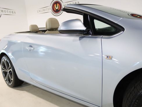 Used 2018 Buick Cascada Premium FWD image 7
