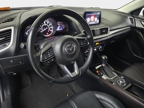 Used 2017 MAZDA MAZDA3 Touring image 18