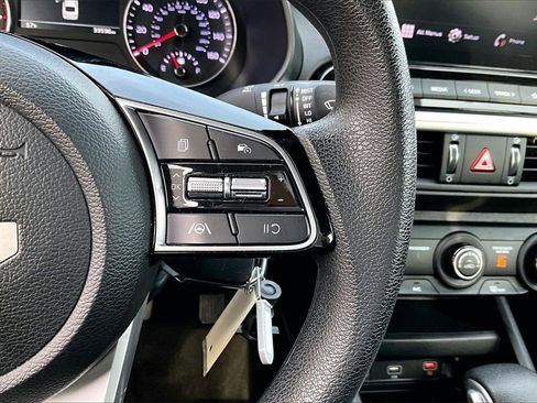 Used 2024 Kia Forte LXS image 26