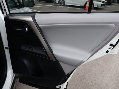 Used 2013 Toyota RAV4 Limited FWD image 14