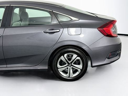 Used 2019 Honda Civic LX image 36