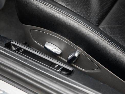 Used 2015 Porsche 911 Carrera 4S image 29