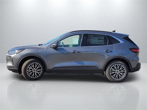 New 2025 Ford Escape SE w/ PHEV Premium Package image 7