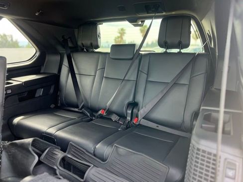 Certified 2023 Toyota Sequoia Platinum AWD/4WD image 19