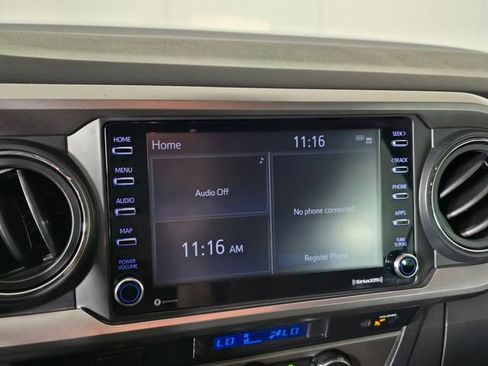 Used 2023 Toyota Tacoma SR5 w/ Technology Package image 31
