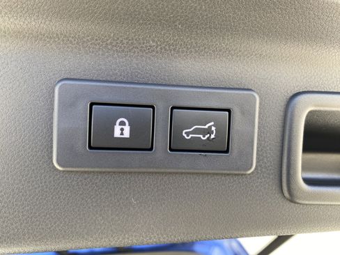 New 2025 Subaru Forester Limited image 38