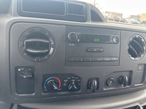 Used 2014 Ford E-350 and Econoline 350 XL image 11