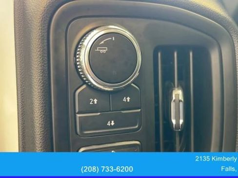 Used 2023 GMC Sierra 2500 Pro w/ Gooseneck/5TH Wheel Package AWD/4WD image 19