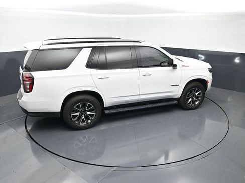 Used 2022 Chevrolet Tahoe Z71 w/ Luxury Package AWD/4WD image 21
