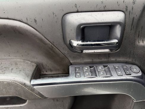 Used 2015 Chevrolet Silverado 2500 LT w/ LT Convenience Package image 11