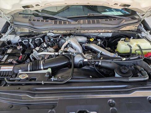 Used 2022 Ford F250 Platinum w/ Tremor Off-Road Package image 21