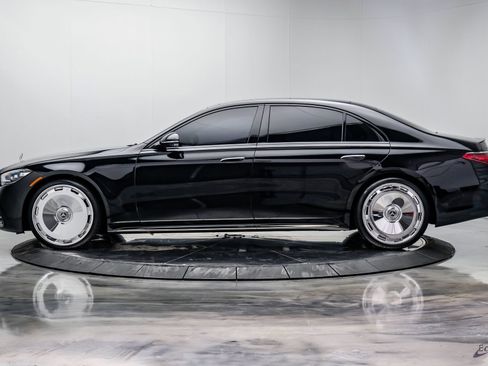 Used 2024 Mercedes-Benz S 580 4MATIC Sedan w/ AMG Line image 7