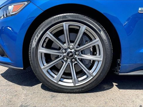 Used 2017 Ford Mustang GT Premium w/ Equipment Group 401A RWD image 9